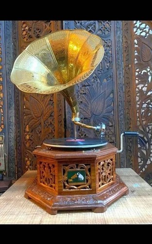 Vintage gramophone antique - gramophone,