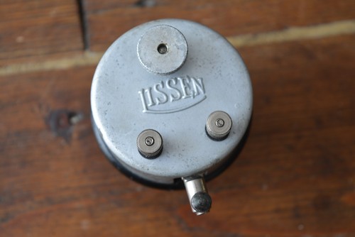 Antique gramophone lissen - ,