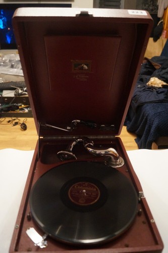 Antique his masters voice - his, 102
