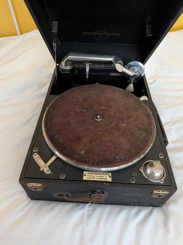 Columbia 201 gramophone