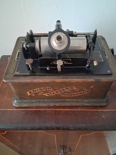 Edison standard phonograph - standard,