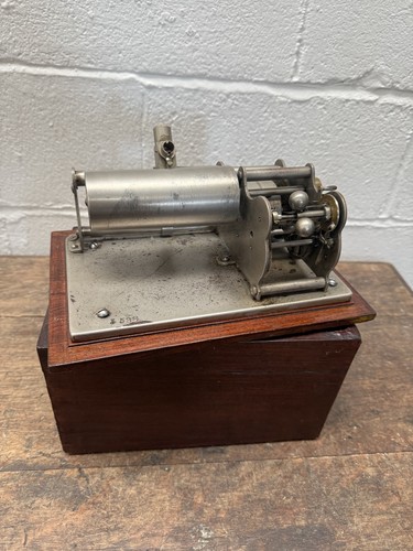 Antique french pathe - french,